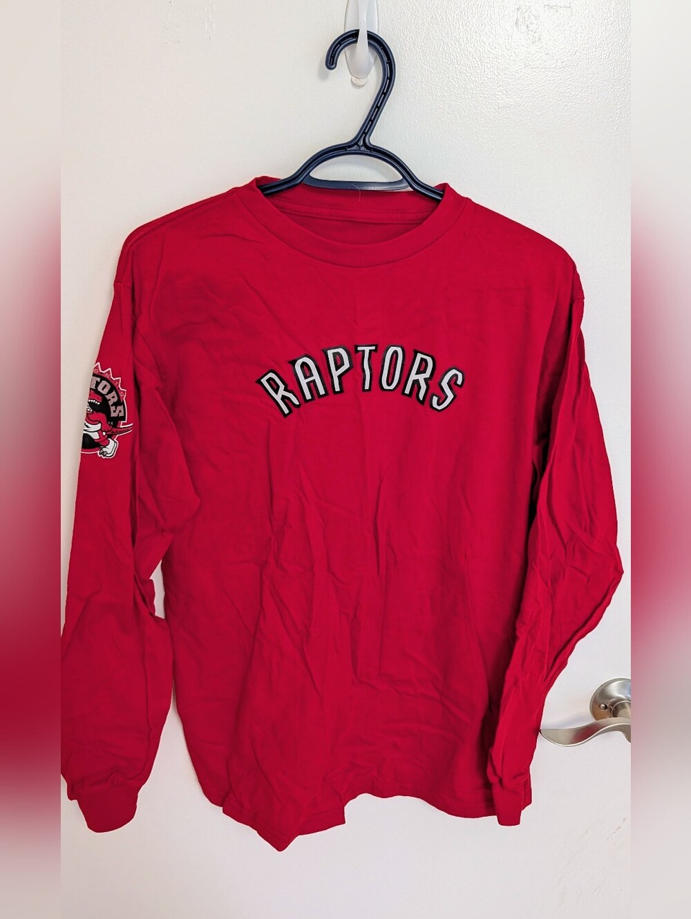 Toronto Raptors Long Sleeve Shirt - Men's Size Medium